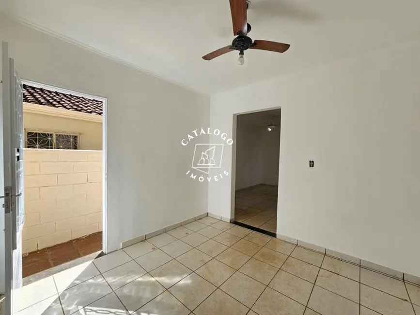 Casa com 4 quartos à venda, 250m2 em Independência, Ribeirao Preto - SP - imagem 4 Foto 4 de Casa com 4 quartos à venda, 250m2 em Independência, Ribeirao Preto - SP