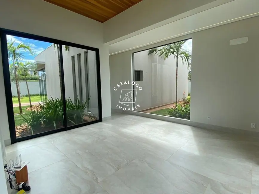 Foto 9 de Casa de Condomínio com 4 quartos à venda, 1750m2 em Centro, Cravinhos - SP