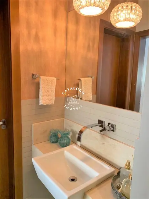 Casa de Condomínio com 3 quartos à venda, 320m2 em Condomínio Pitangueiras, Ribeirao Preto - SP - imagem 5 Foto 5 de Casa de Condomínio com 3 quartos à venda, 320m2 em Condomínio Pitangueiras, Ribeirao Preto - SP