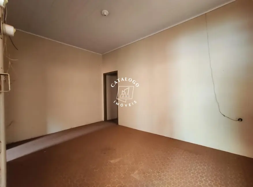 Foto 3 de Casa com 2 quartos à venda, 121m2 em Centro, Pitangueiras - SP