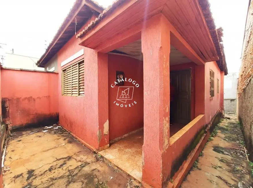 Foto 2 de Casa com 2 quartos à venda, 121m2 em Centro, Pitangueiras - SP