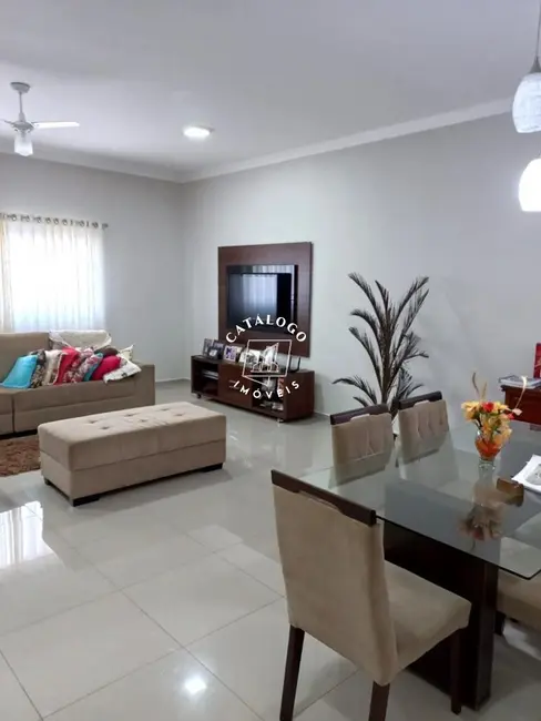 Foto 3 de Casa de Condomínio com 3 quartos à venda, 300m2 em Portal da Mata, Ribeirao Preto - SP