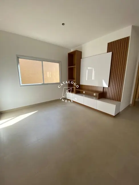 Foto 3 de Casa com 3 quartos à venda, 275m2 em Centro, Cravinhos - SP
