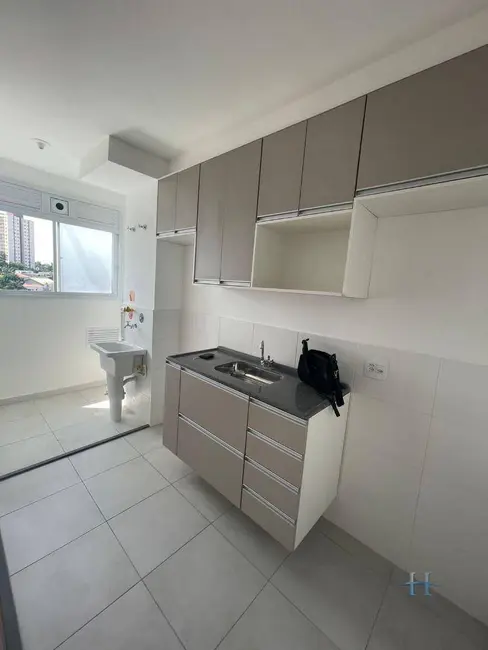 Foto 1 de Apartamento com 2 quartos para alugar, 42m2 em Parque Maria Helena, São Paulo - SP