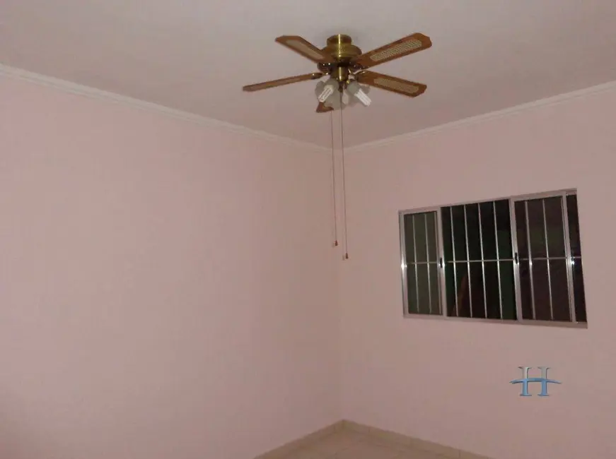 Foto 2 de Casa com 2 quartos à venda, 127m2 em Jardim Roberto, Osasco - SP