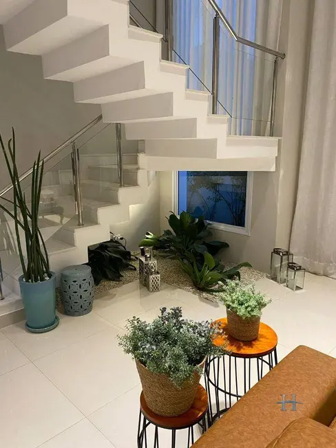 Casa de Condomínio com 5 quartos à venda, 340m2 em Santana De Parnaiba - SP - imagem 4 Foto 4 de Casa de Condomínio com 5 quartos à venda, 340m2 em Santana De Parnaiba - SP