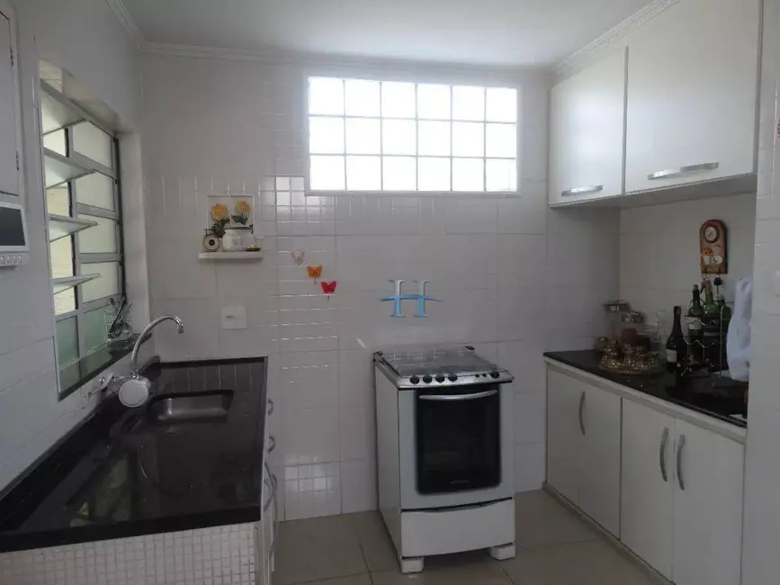 Casa com 2 quartos à venda e para alugar, 320m2 em Ayrosa, Osasco - SP - imagem 7 Foto 7 de Casa com 2 quartos à venda e para alugar, 320m2 em Ayrosa, Osasco - SP