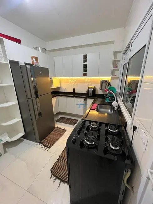 Foto 5 de Casa de Condomínio com 2 quartos à venda, 82m2 em Chácara Nossa Senhora de Fátima, Cotia - SP