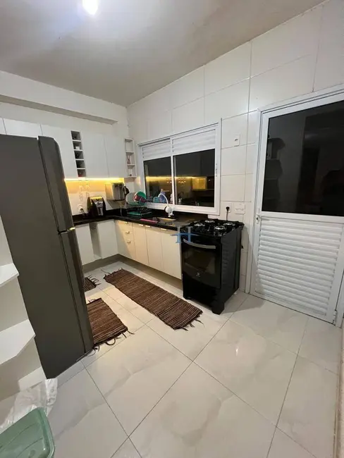 Foto 4 de Casa de Condomínio com 2 quartos à venda, 82m2 em Chácara Nossa Senhora de Fátima, Cotia - SP
