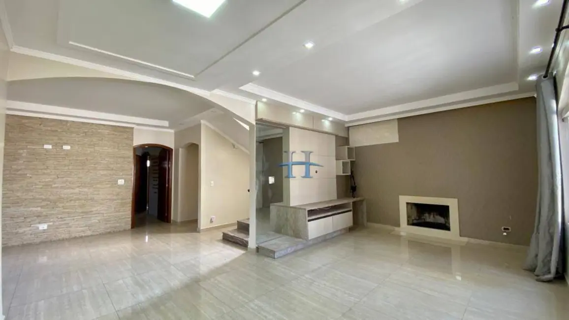 Casa com 3 quartos à venda, 214m2 em Adalgisa, Osasco - SP - imagem 4 Foto 4 de Casa com 3 quartos à venda, 214m2 em Adalgisa, Osasco - SP