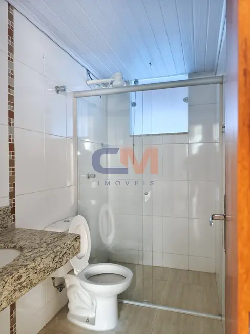 Casa com 2 quartos para alugar, 65m2 em Contagem - MG - imagem 4 Foto 4 de Casa com 2 quartos para alugar, 65m2 em Contagem - MG