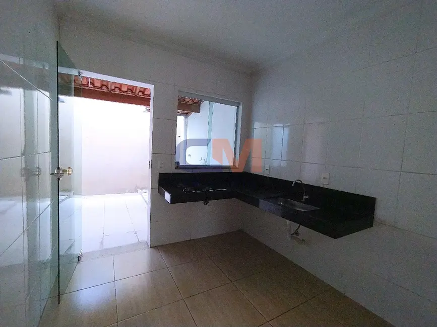 Foto 3 de Casa com 2 quartos para alugar, 65m2 em Contagem - MG