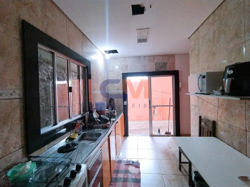 Foto 3 de Casa com 3 quartos à venda, 100m2 em Contagem - MG