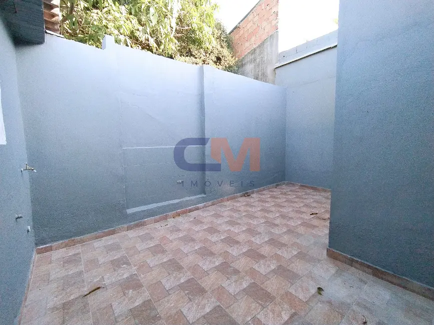 Casa com 2 quartos para alugar, 85m2 em Contagem - MG - imagem 9 Foto 9 de Casa com 2 quartos para alugar, 85m2 em Contagem - MG
