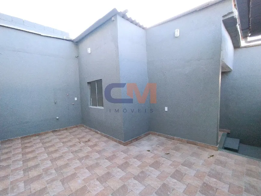 Casa com 2 quartos para alugar, 85m2 em Contagem - MG - imagem 8 Foto 8 de Casa com 2 quartos para alugar, 85m2 em Contagem - MG