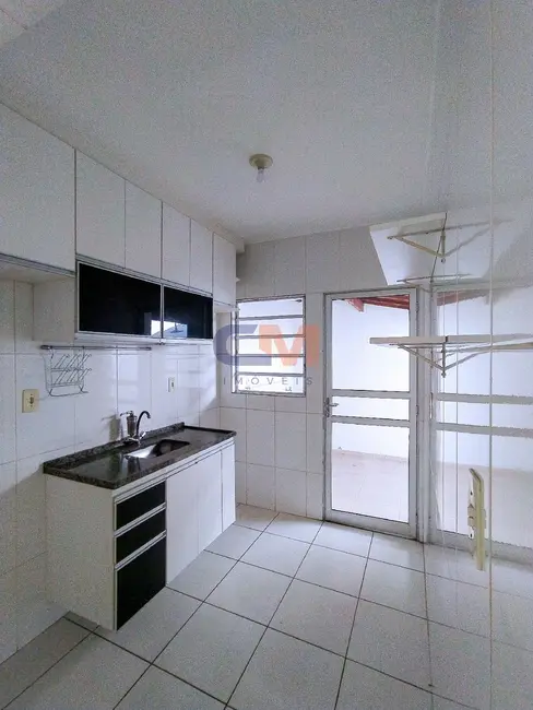 Foto 6 de Casa com 2 quartos à venda, 87m2 em Contagem - MG