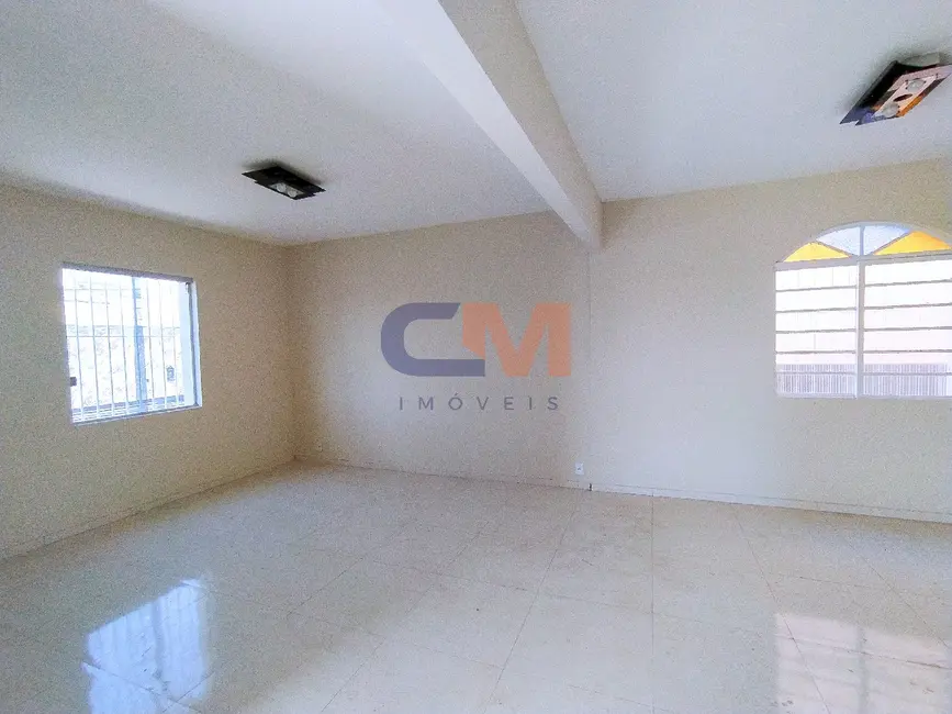 Foto 3 de Casa com 4 quartos à venda, 110m2 em Contagem - MG