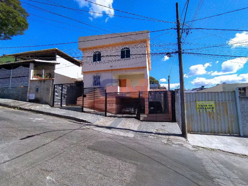 Foto 1 de Casa com 4 quartos à venda, 110m2 em Contagem - MG