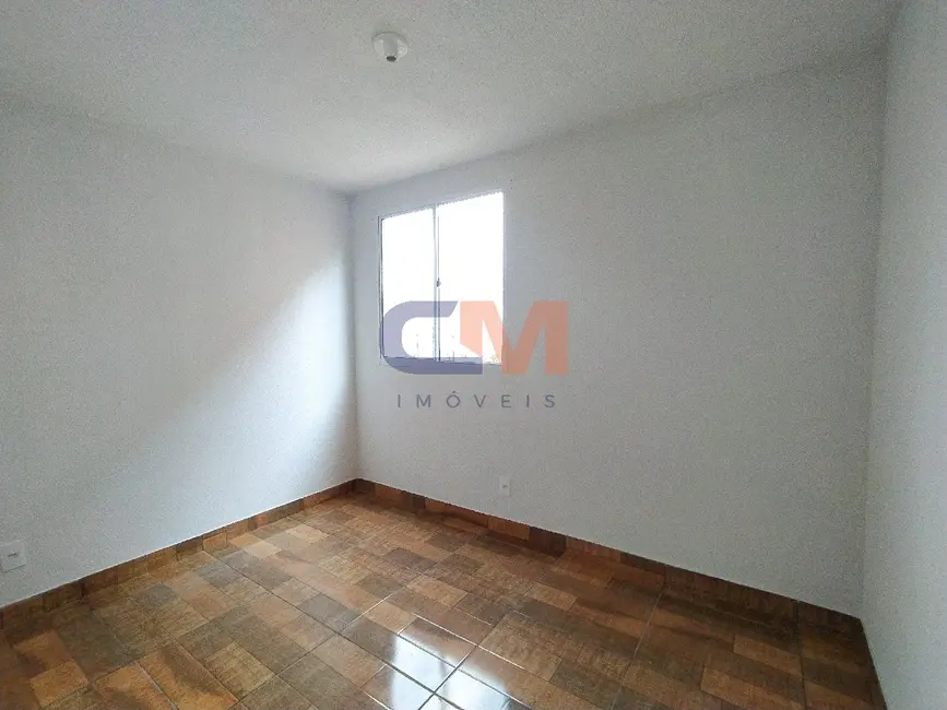 Foto 3 de Apartamento com 2 quartos para alugar, 44m2 em Contagem - MG