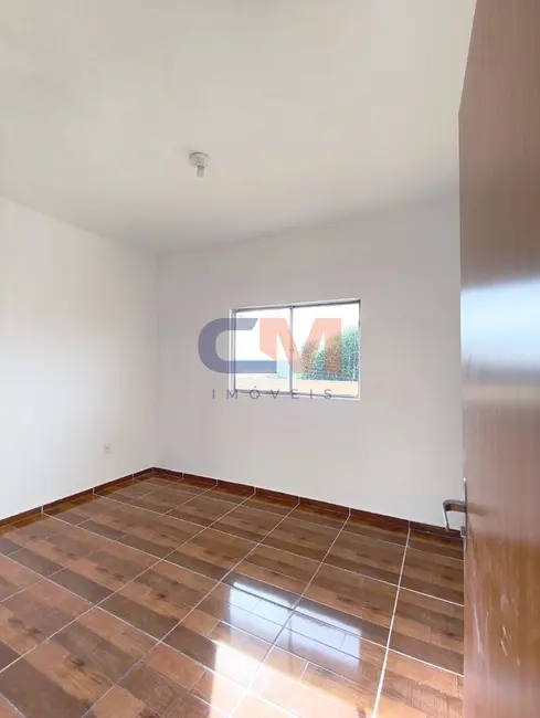 Casa com 2 quartos para alugar, 60m2 em Contagem - MG - imagem 6 Foto 6 de Casa com 2 quartos para alugar, 60m2 em Contagem - MG