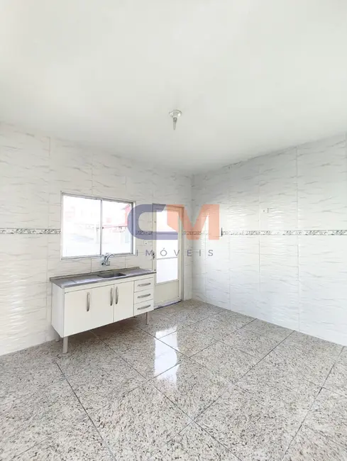 Casa com 2 quartos para alugar, 60m2 em Contagem - MG - imagem 4 Foto 4 de Casa com 2 quartos para alugar, 60m2 em Contagem - MG