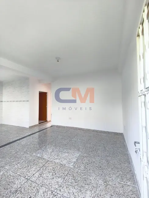 Casa com 2 quartos para alugar, 60m2 em Contagem - MG - imagem 1 Foto 1 de Casa com 2 quartos para alugar, 60m2 em Contagem - MG