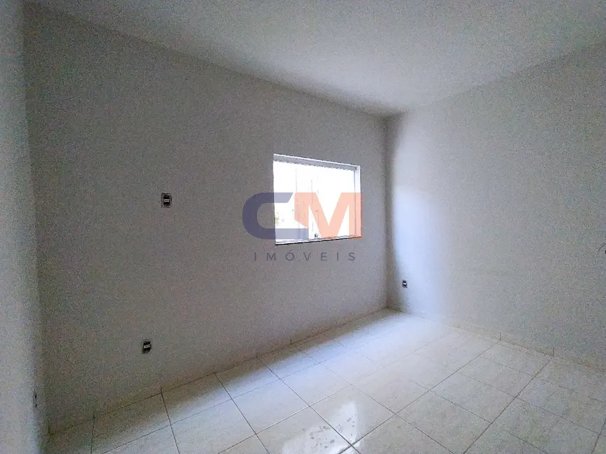 Foto 4 de Casa com 2 quartos para alugar, 65m2 em Contagem - MG