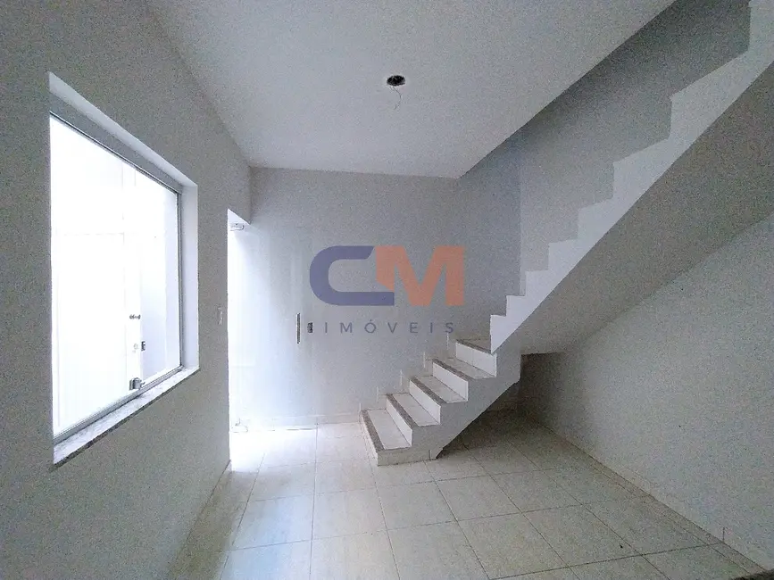 Foto 1 de Casa com 2 quartos para alugar, 65m2 em Contagem - MG