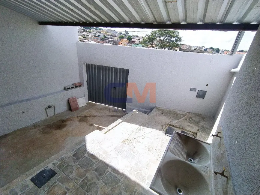 Foto 1 de Casa com 3 quartos para alugar, 85m2 em Contagem - MG