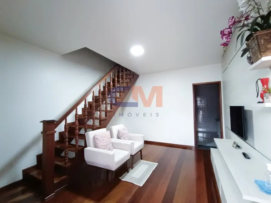 Foto 4 de Casa com 2 quartos à venda, 100m2 em Contagem - MG