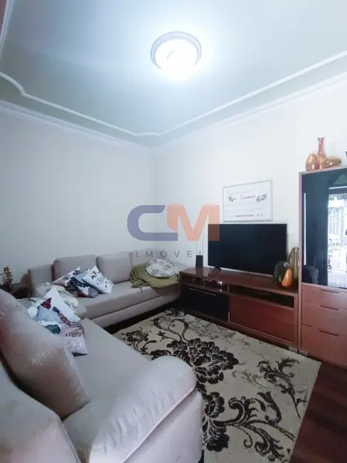 Foto 4 de Casa com 3 quartos à venda, 120m2 em Contagem - MG