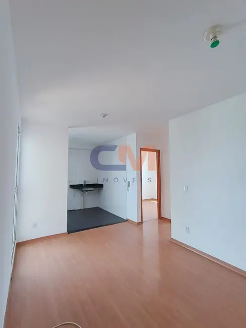 Foto 2 de Apartamento com 2 quartos para alugar, 45m2 em Contagem - MG