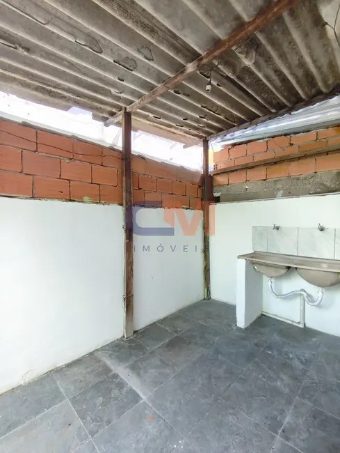 Foto 8 de Casa com 1 quarto para alugar, 70m2 em Contagem - MG