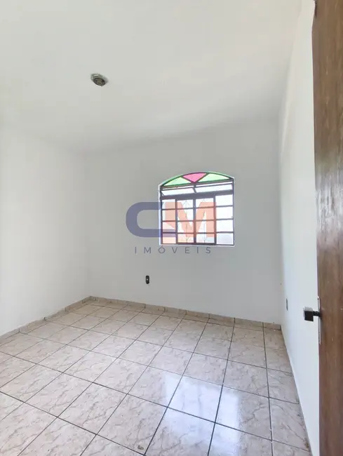 Foto 4 de Casa com 1 quarto para alugar, 70m2 em Contagem - MG