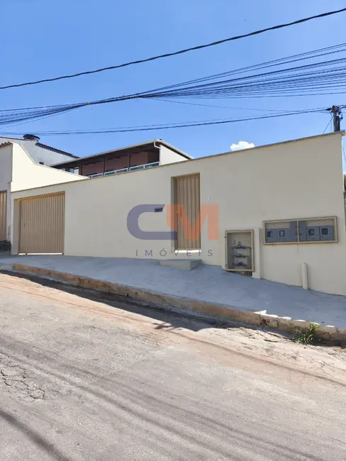Foto 1 de Casa com 2 quartos à venda, 85m2 em Contagem - MG