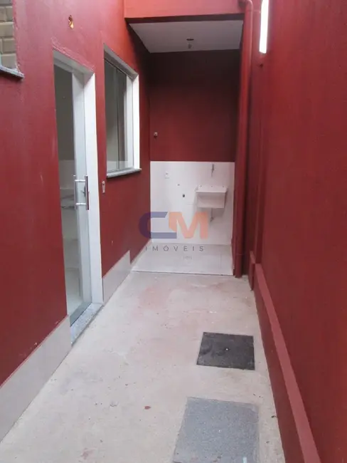 Foto 7 de Casa com 2 quartos à venda, 58m2 em Contagem - MG