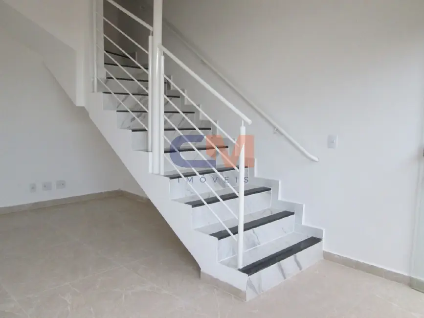 Foto 2 de Casa com 2 quartos à venda, 58m2 em Contagem - MG