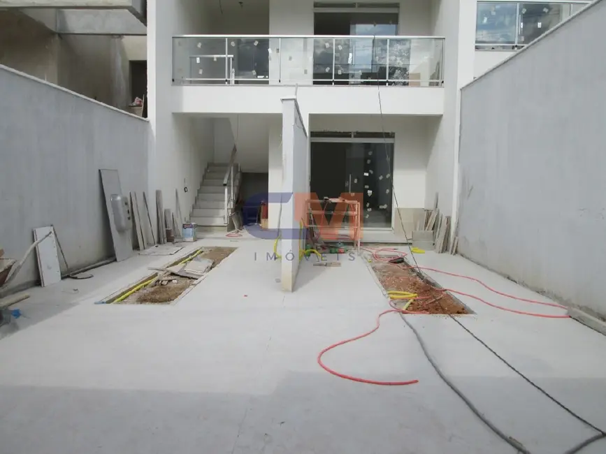 Foto 9 de Casa com 2 quartos à venda, 84m2 em Contagem - MG