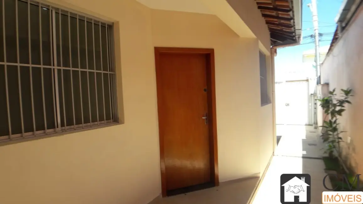 Foto 1 de Casa com 2 quartos à venda, 55m2 em Contagem - MG