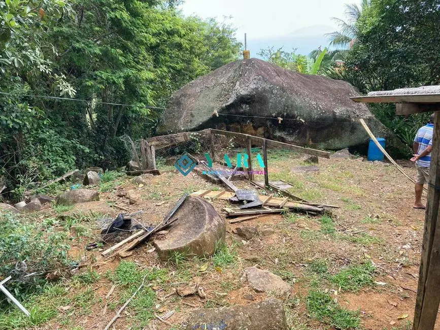 Foto 2 de Terreno / Lote à venda, 810m2 em Ilhabela - SP