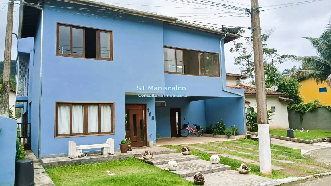 Foto 1 de Casa com 4 quartos à venda, 458m2 em Ubatuba - SP