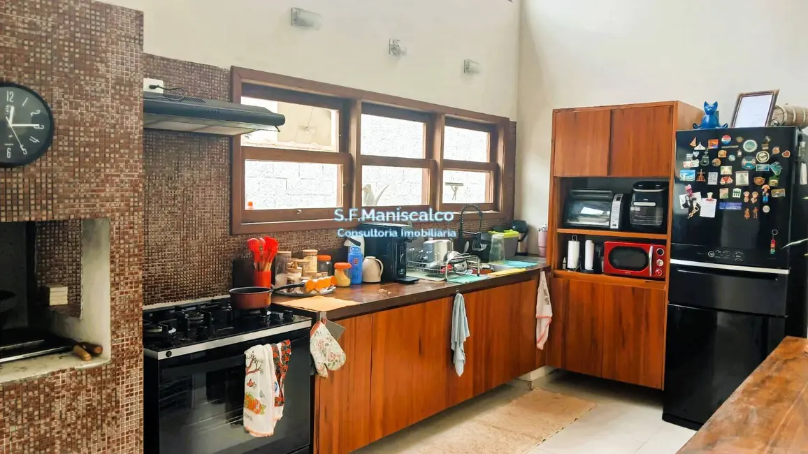 Foto 5 de Casa com 4 quartos à venda, 458m2 em Ubatuba - SP