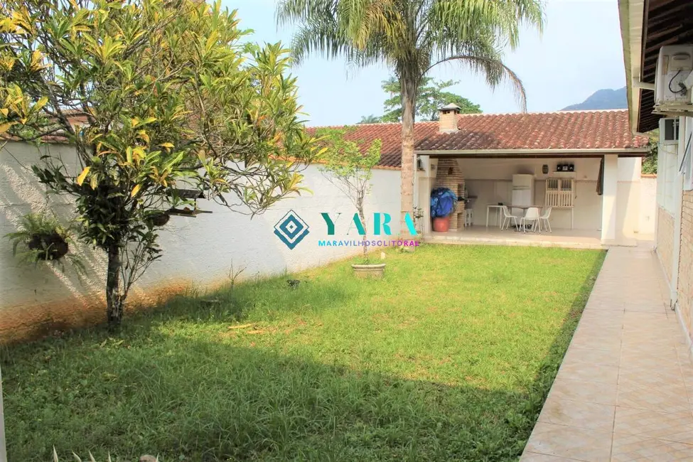 Foto 2 de Casa com 3 quartos à venda, 510m2 em Ubatuba - SP