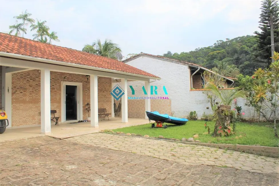 Foto 1 de Casa com 3 quartos à venda, 510m2 em Ubatuba - SP