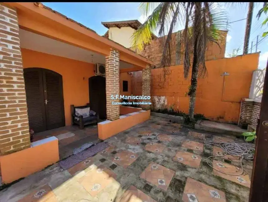 Foto 2 de Casa com 6 quartos à venda, 301m2 em Ubatuba - SP