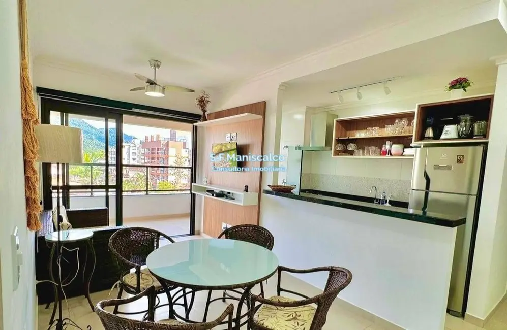 Foto 2 de Apartamento com 2 quartos à venda e para alugar, 107m2 em Ubatuba - SP