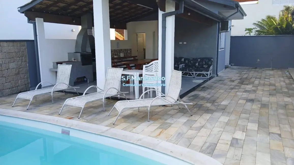 Foto 3 de Casa com 5 quartos à venda, 456m2 em Ubatuba - SP