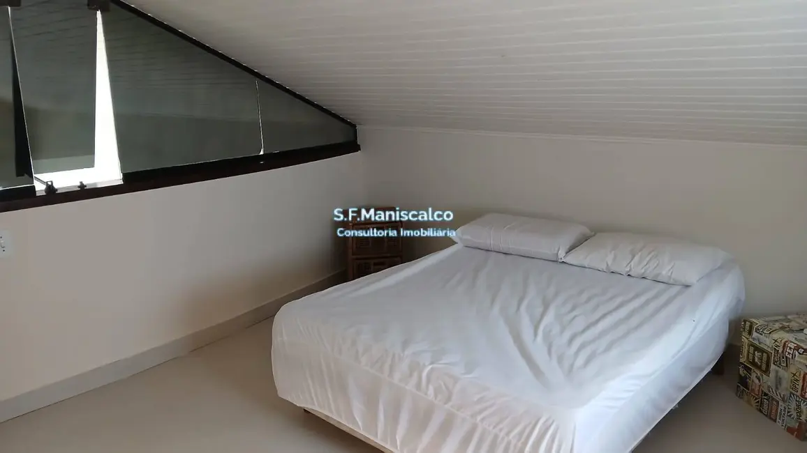 Foto 5 de Casa com 4 quartos à venda, 400m2 em Ubatuba - SP