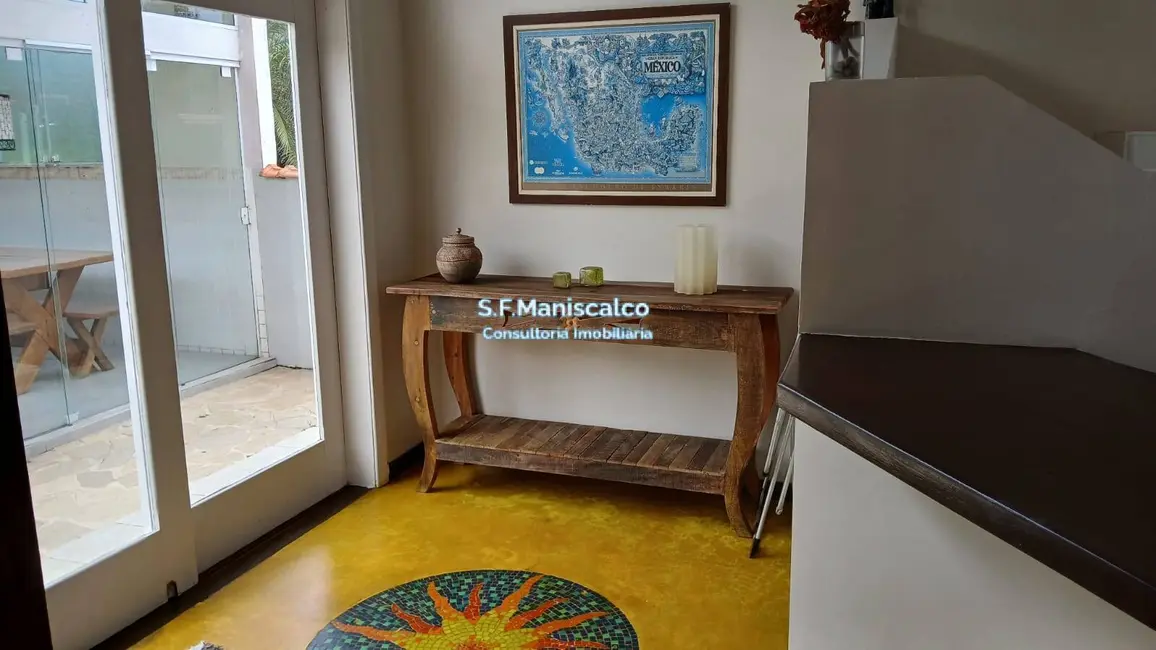 Foto 7 de Casa com 4 quartos à venda, 400m2 em Ubatuba - SP