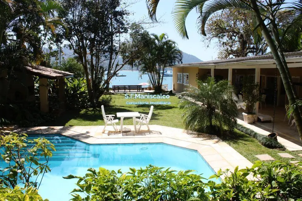 Foto 1 de Casa com 5 quartos à venda, 2200m2 em Ubatuba - SP